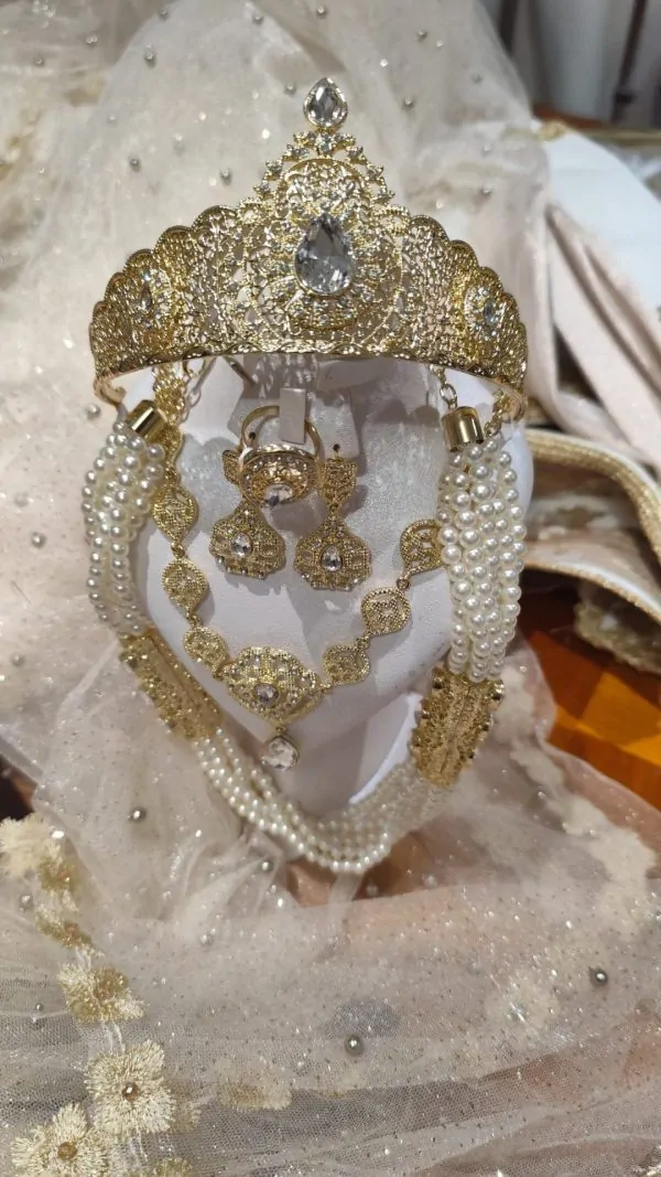 New jewelry set — photo 2