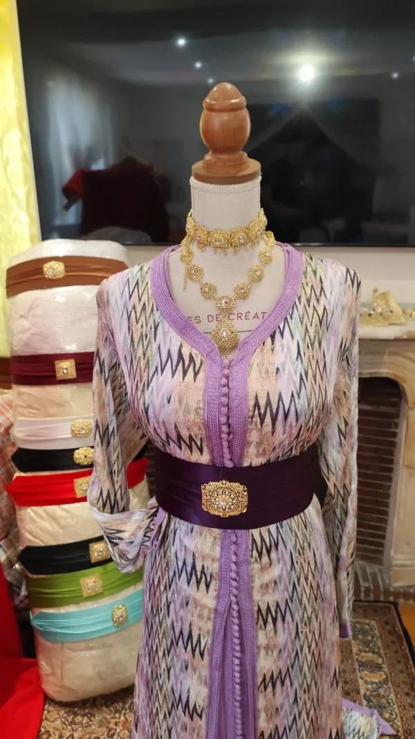 Gebrauchter marokkanischer Kaftan — photo 2