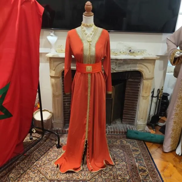 قفطان مغربي مستعمل
