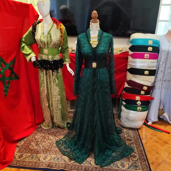 Neuer marokkanischer Kaftan – zweiteilige Takchita