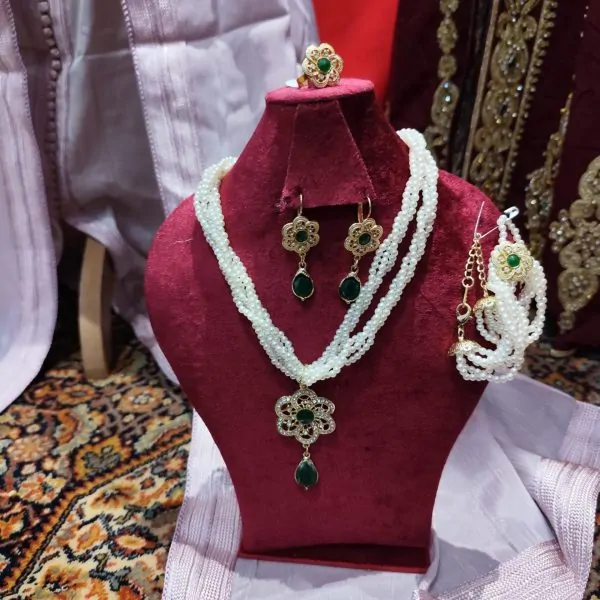 parure bijoux — photo 6