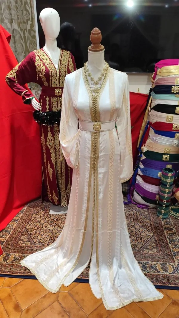Neuer marokkanischer Kaftan, mit Lieferung — photo 9