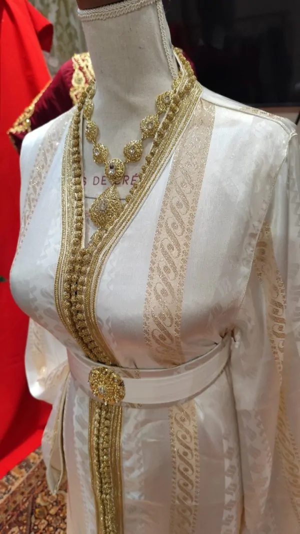 Neuer marokkanischer Kaftan, mit Lieferung — photo 6