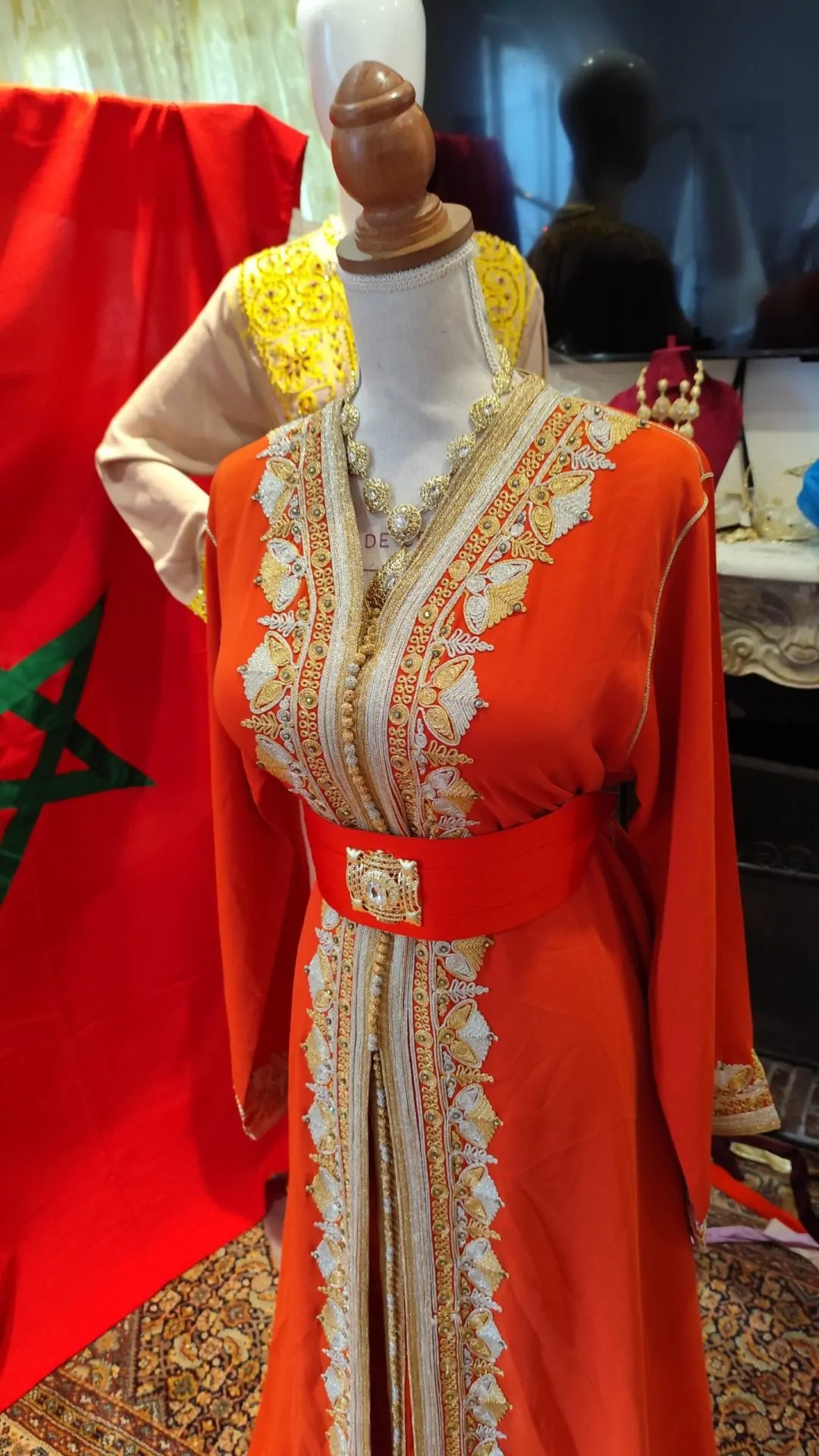 caftan marocain d occasion – Image 4