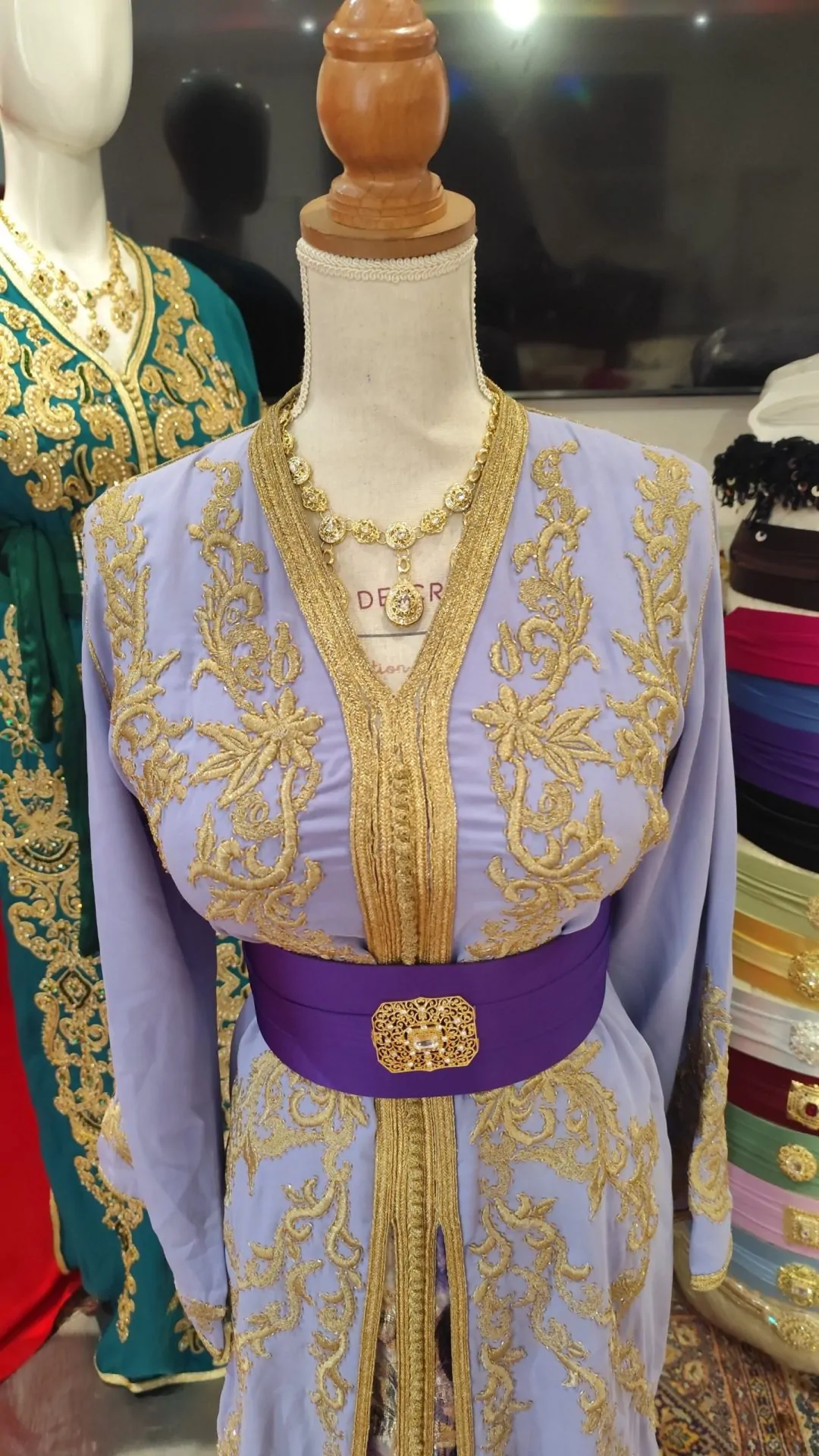 caftan marocain d occasion – Image 5