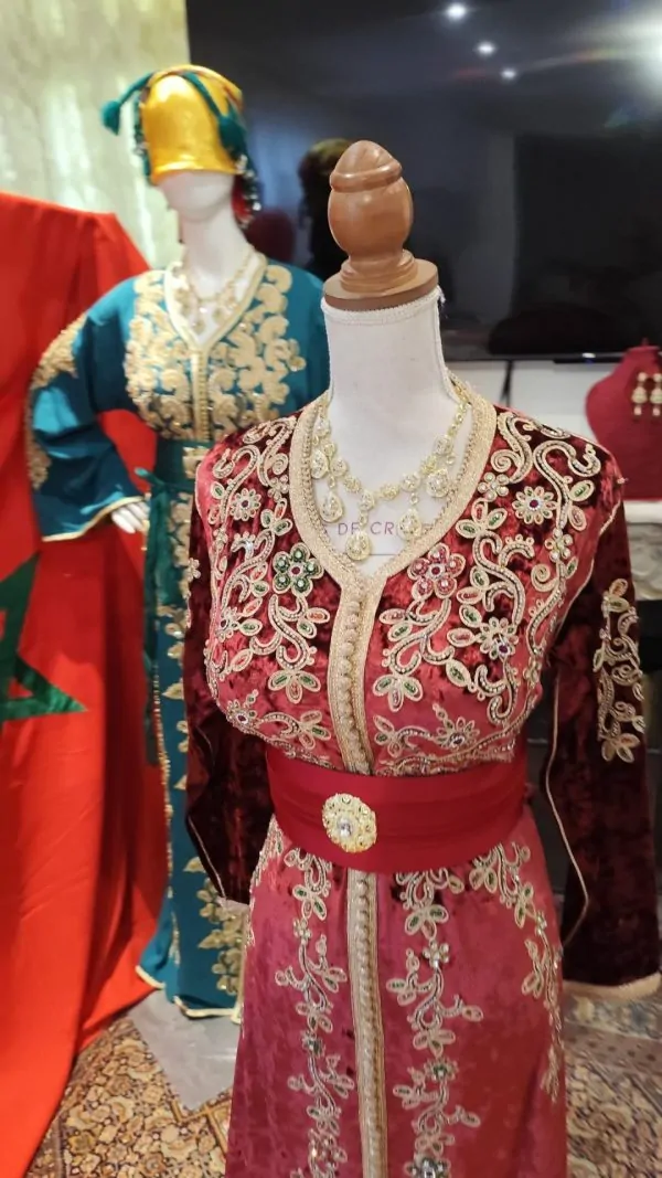Gebrauchter marokkanischer Kaftan — photo 7