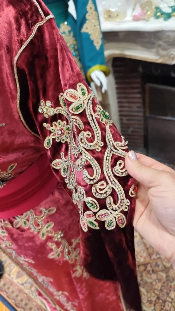 Gebrauchter marokkanischer Kaftan — photo 5