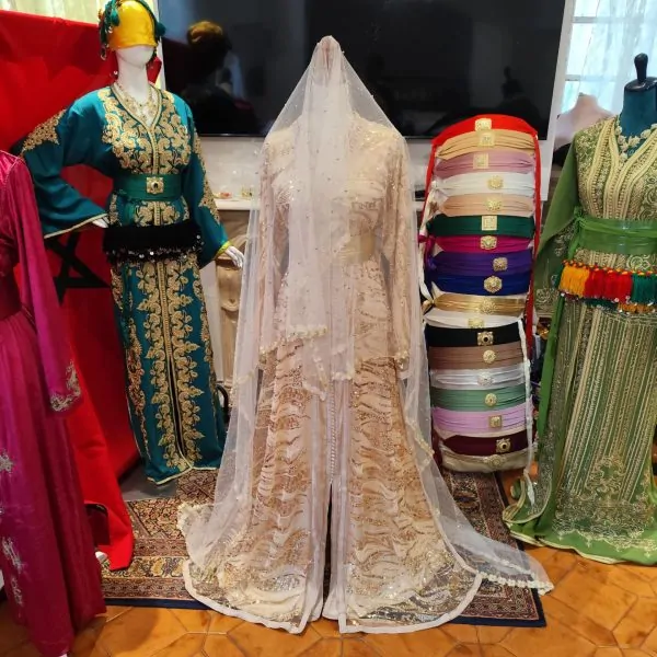 Velo da sposa nuovo, 2m — photo 7