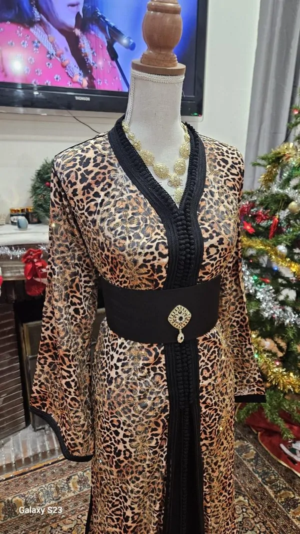 قفطان مغربي جديد - تقشيطة قطعتين — photo 2