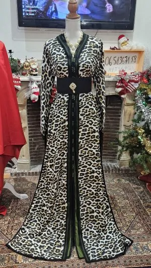 Neuer gefütterter marokkanischer Kaftan