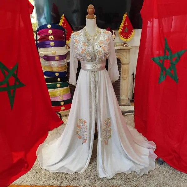 Second-hand Moroccan caftan — photo 10