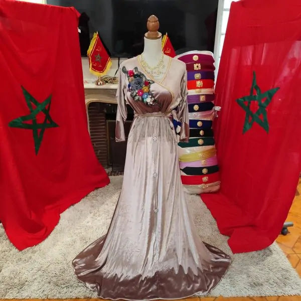 Gebrauchter marokkanischer Kaftan, wie neu
