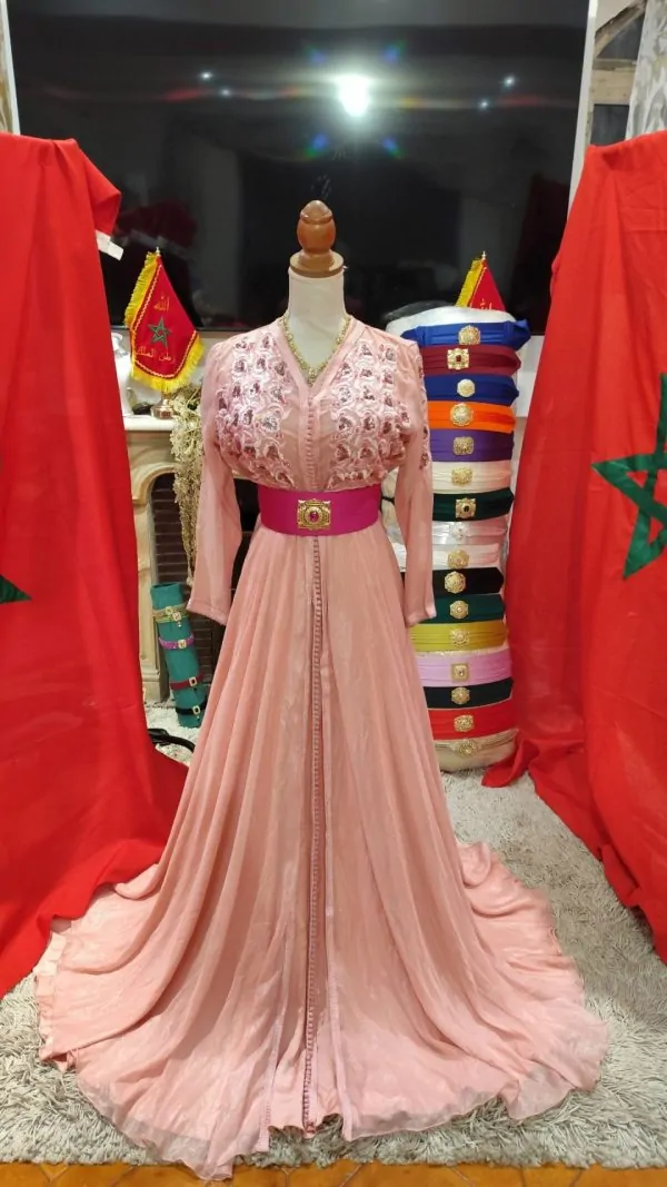Gebrauchter marokkanischer Kaftan — photo 2
