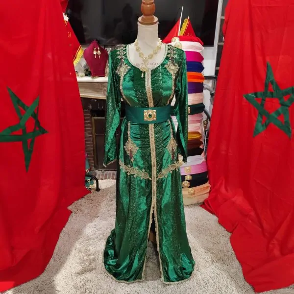Gebrauchter marokkanischer Kaftan