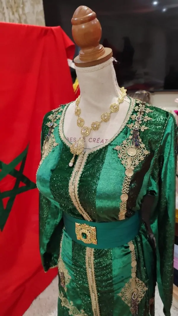 Gebrauchter marokkanischer Kaftan — photo 5