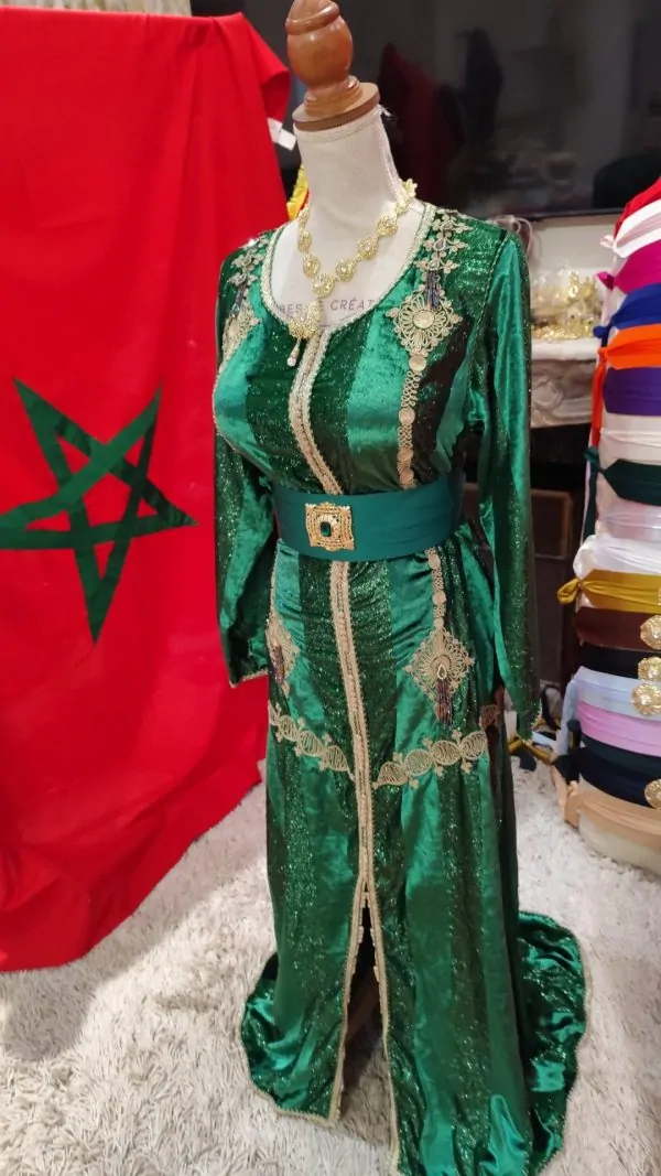 Gebrauchter marokkanischer Kaftan — photo 4