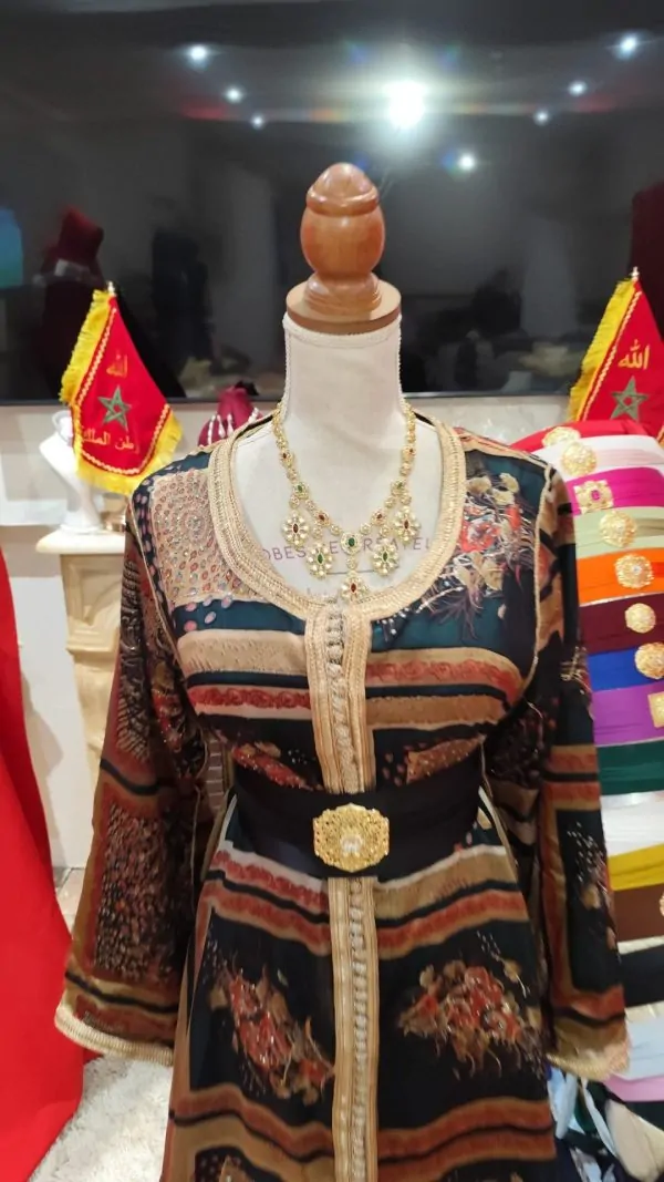 caftan marocain d occasion — photo 12