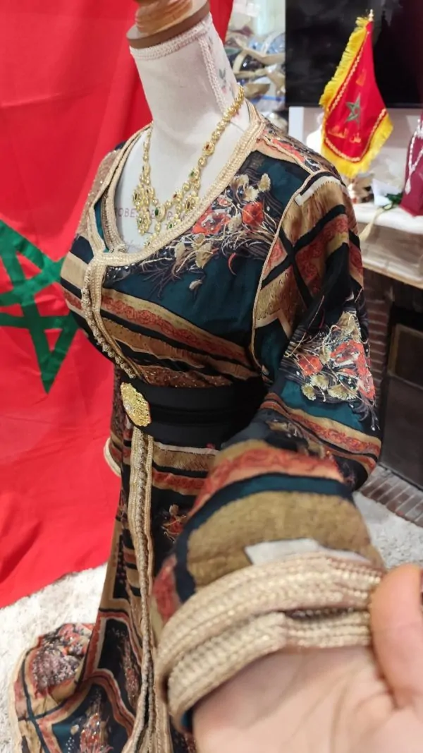caftan marocain d occasion — photo 13