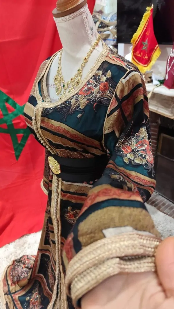 caftan marocain d occasion — photo 14