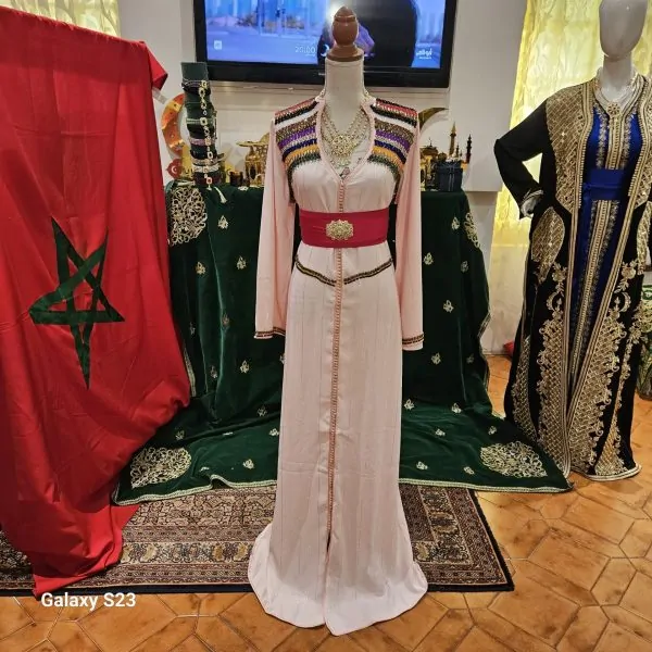 قفطان مغربي جديد