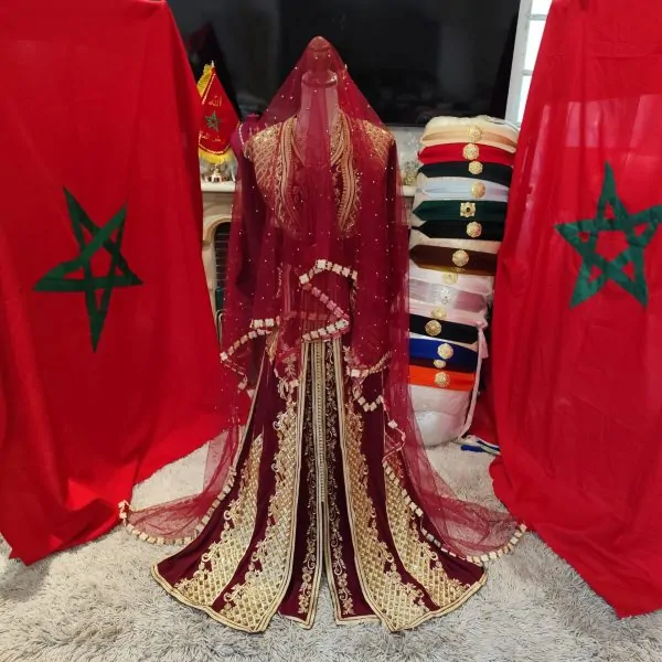 Velo da sposa nuovo, 2m