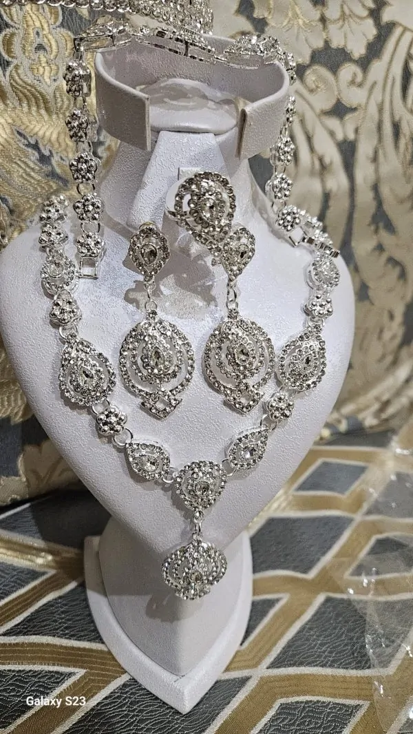 New jewelry set — photo 5
