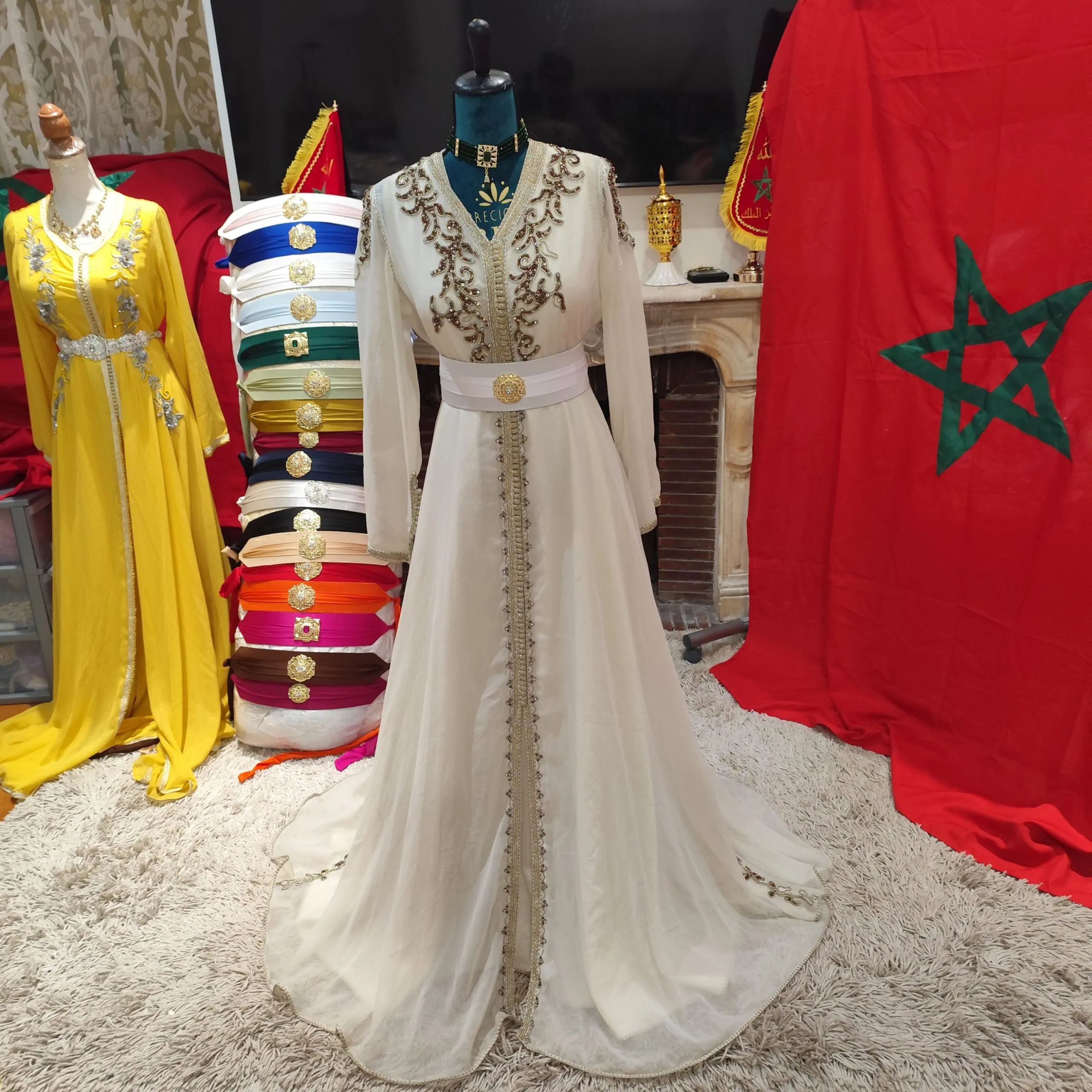 caftan marocain d occasion avec ceinture
