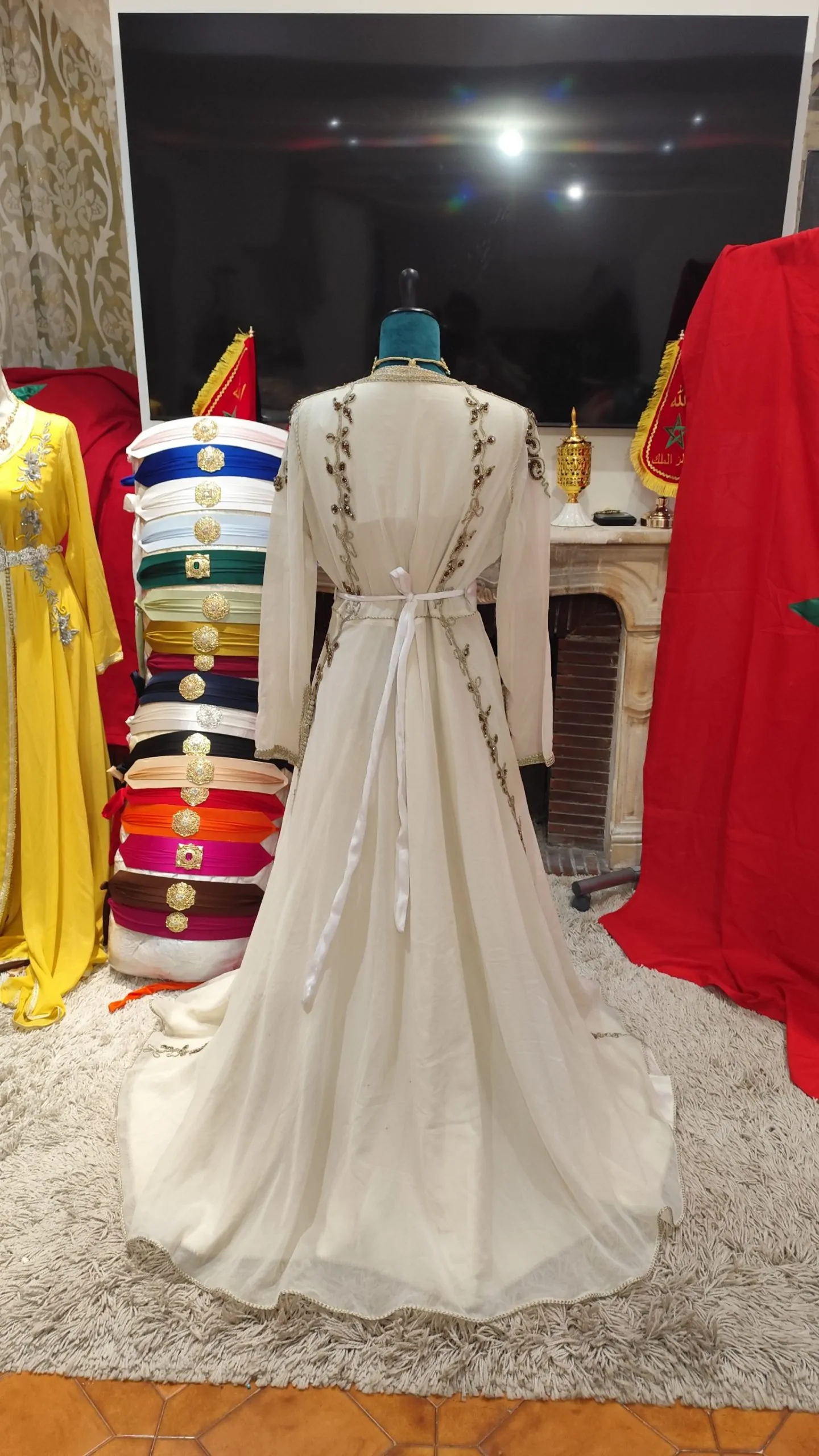 caftan marocain d occasion avec ceinture – Image 6