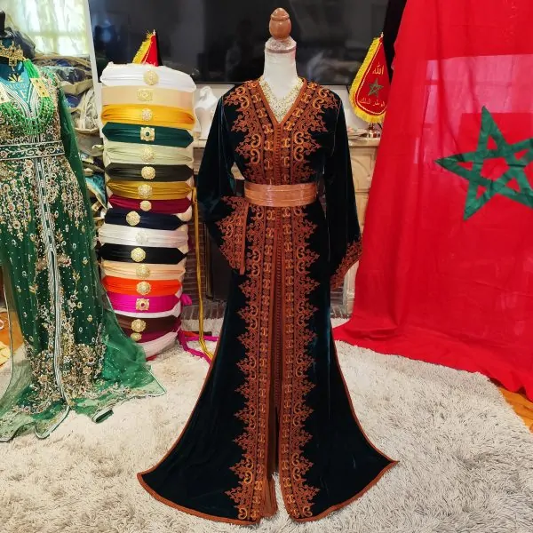 Caftano marocchino nuovo con cintura — photo 13