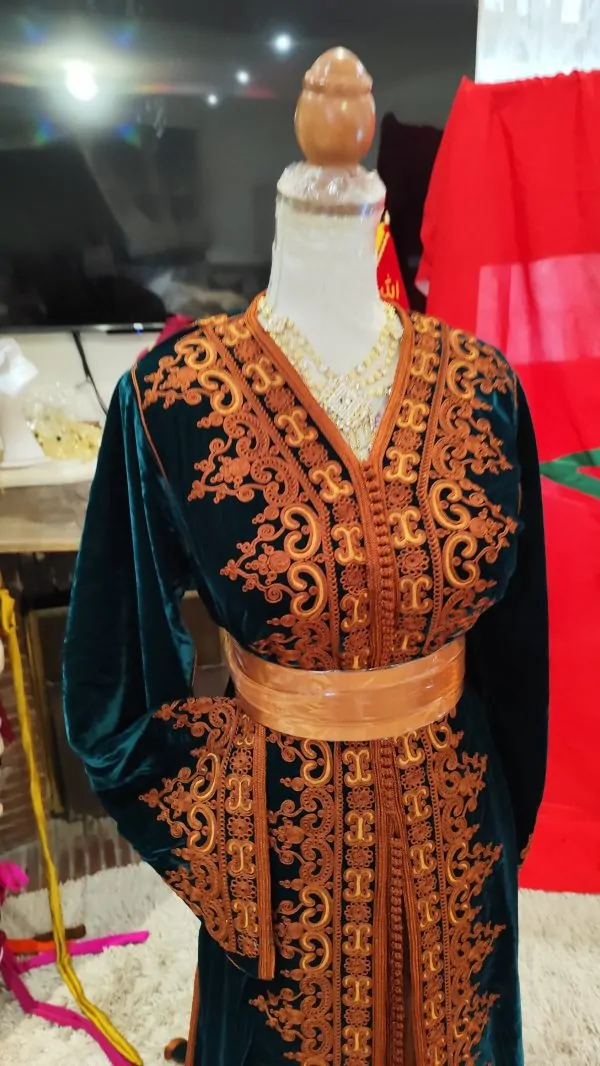 Caftano marocchino nuovo con cintura — photo 4