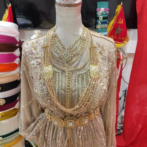 Collana nuova