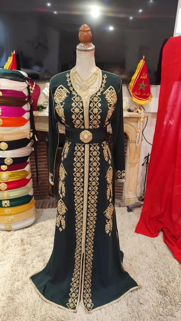 caftan marocain d occasion doublé — photo 10