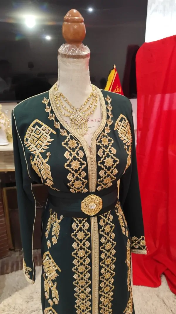 caftan marocain d occasion doublé — photo 11