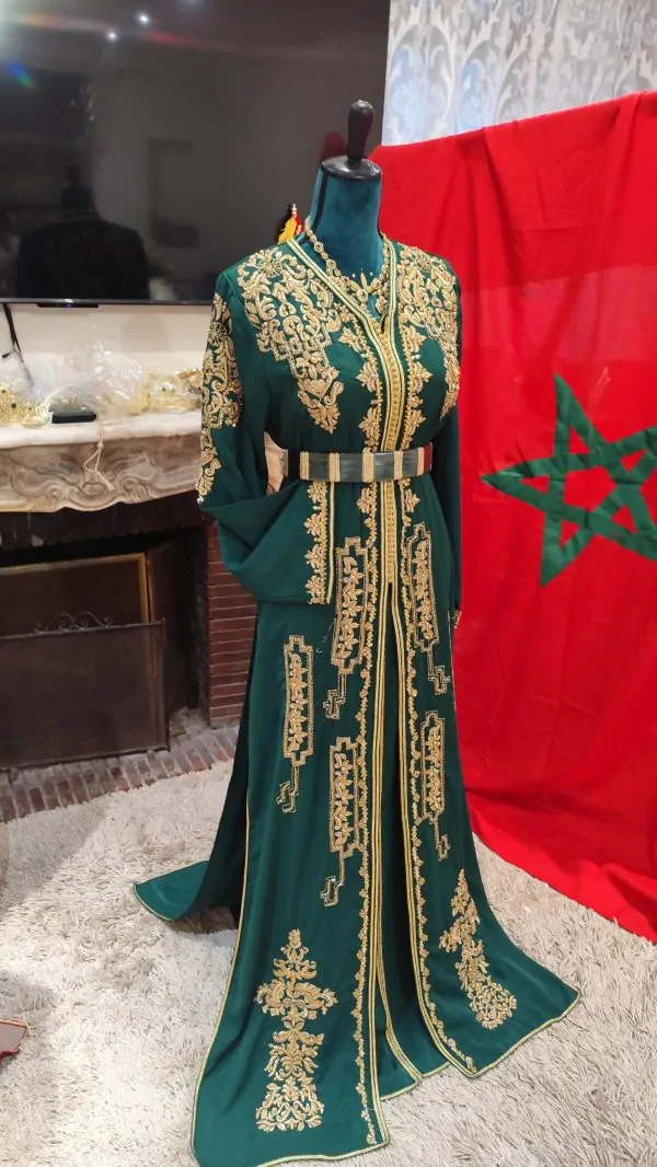 caftan marocain porté une fois avec ceinture — photo 6