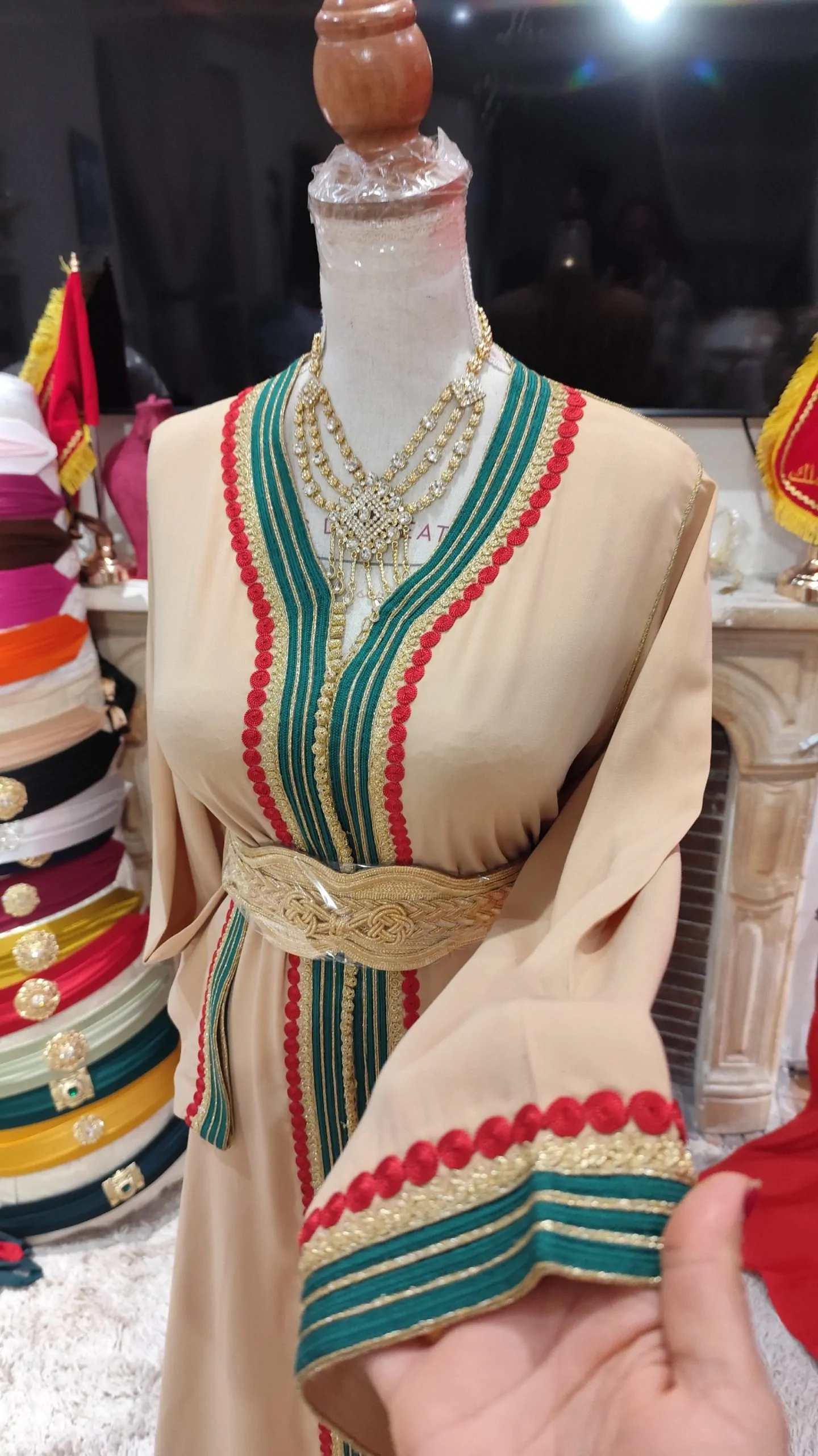 2 caftan marocain d occasion – Image 7
