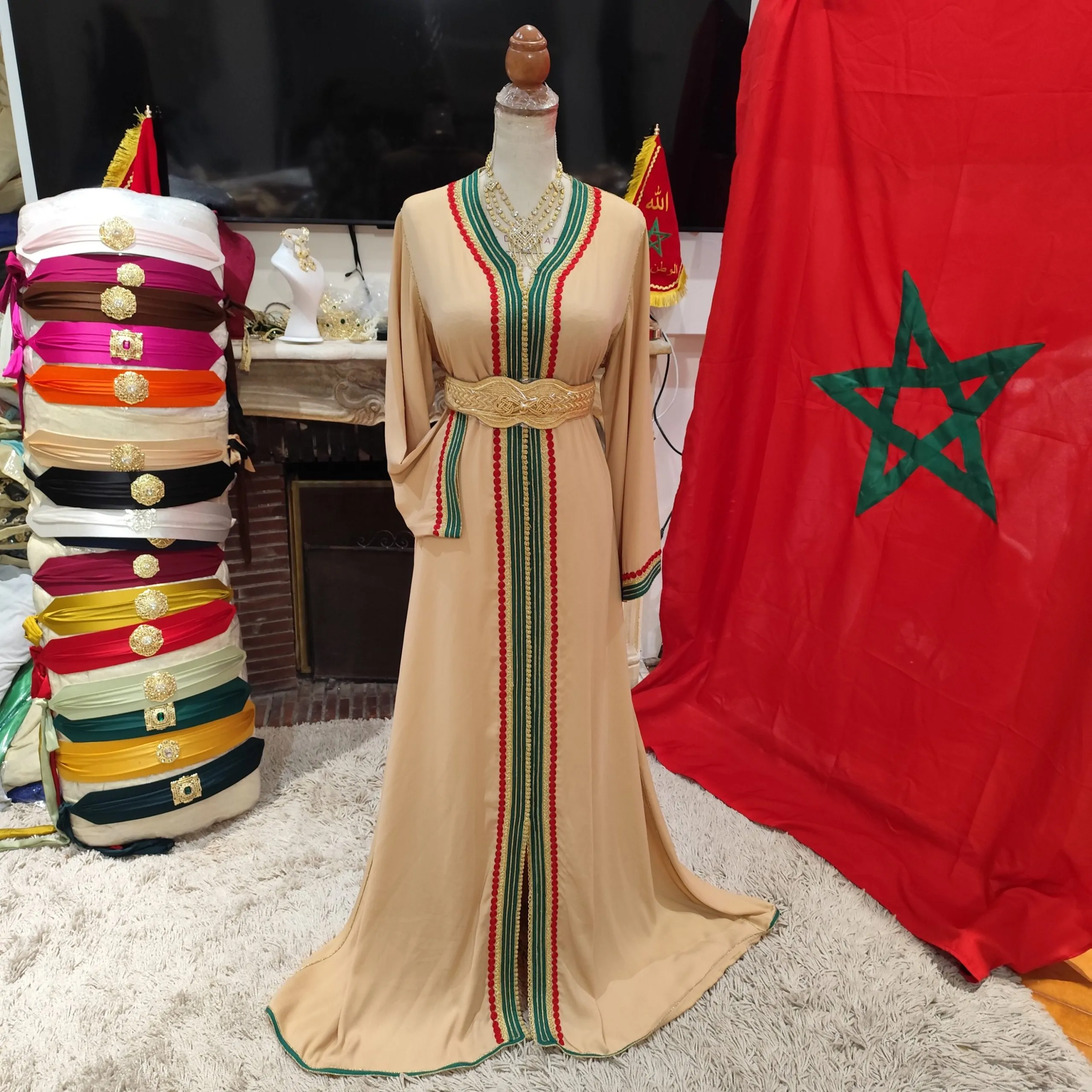 2 caftan marocain d occasion