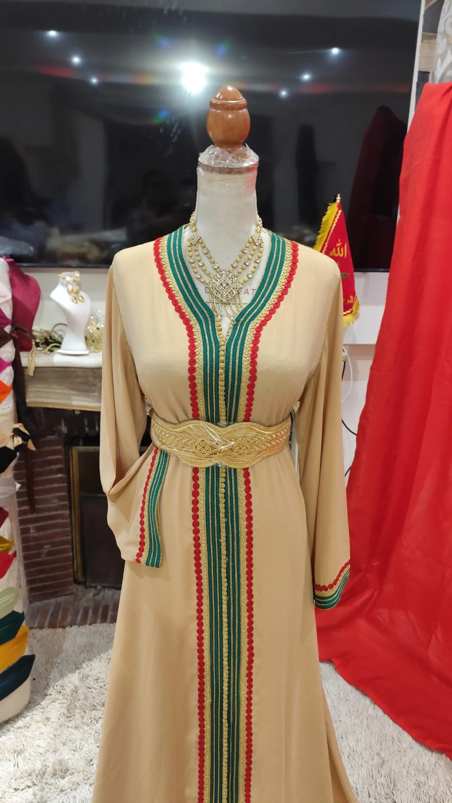2 caftan marocain d occasion – Image 9