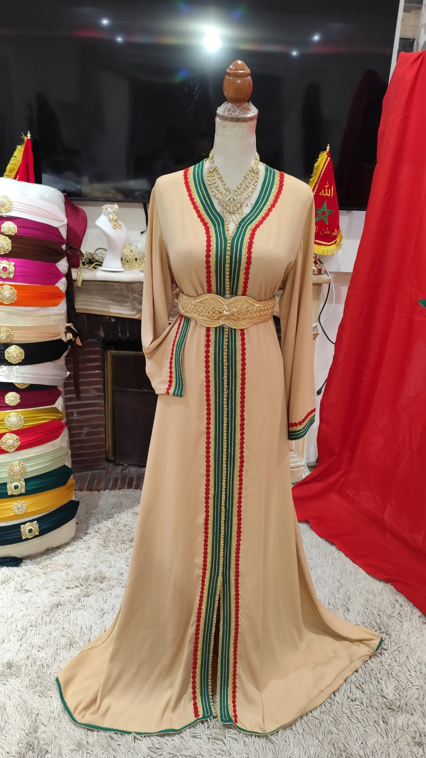 2 caftan marocain d occasion – Image 10