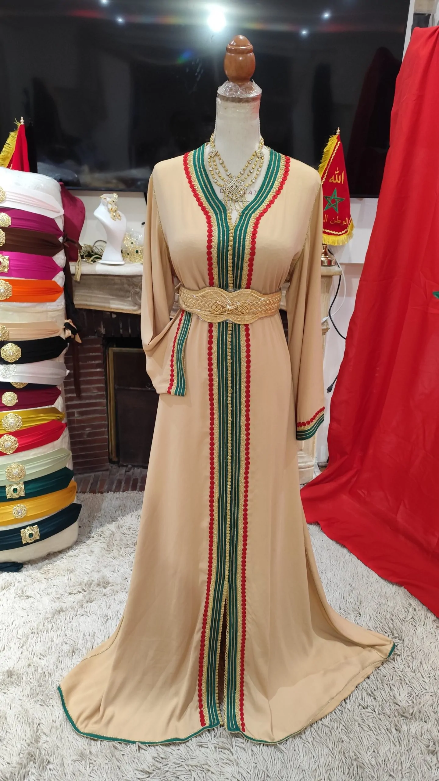 2 caftan marocain d occasion – Image 11