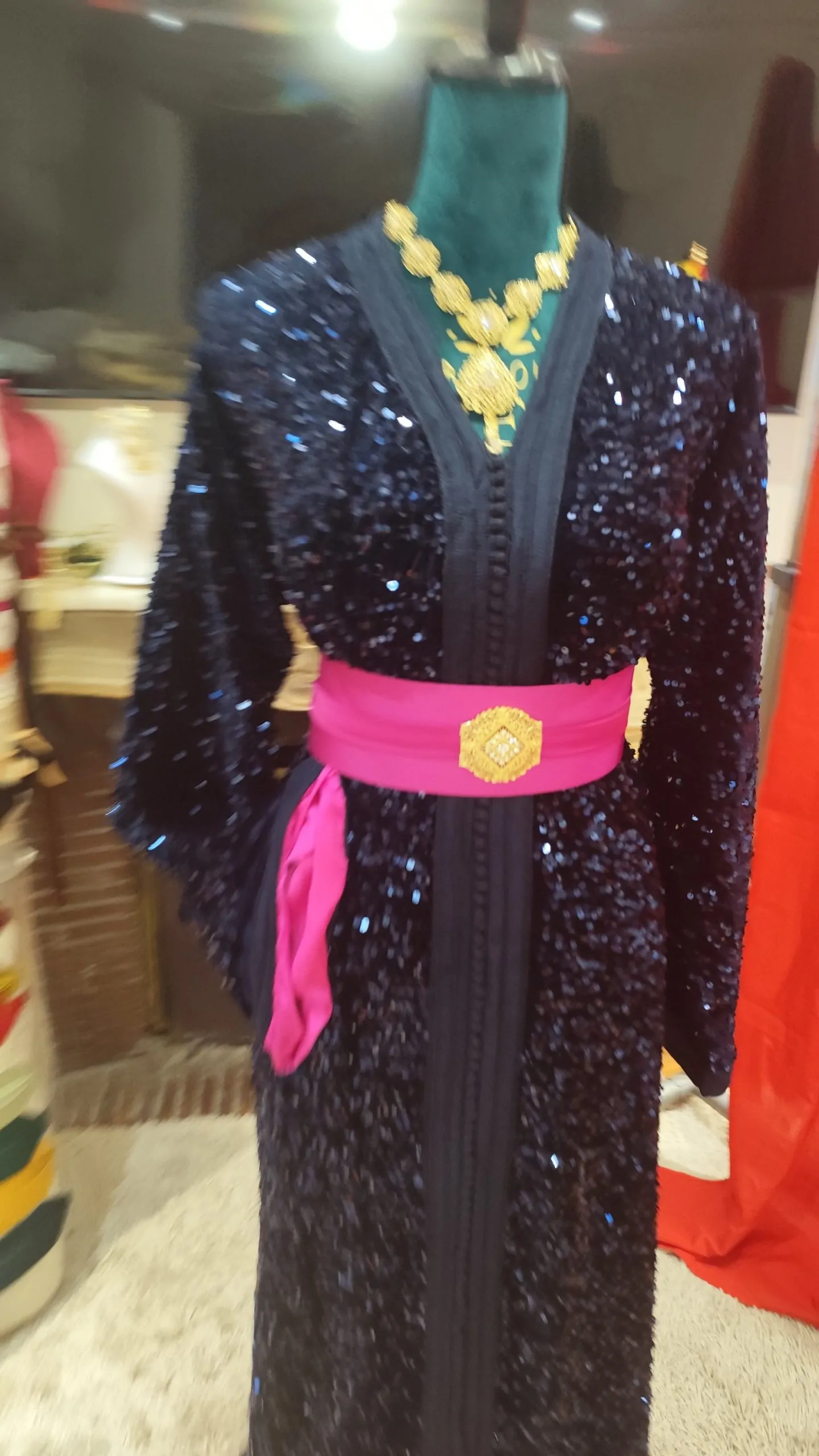 Caftan Marocain Neuf Grande Taille 70 cm – Modèle Traditionnel Fait Main – Image 2