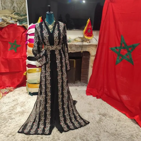 caftan marocain neuf avec ceinture