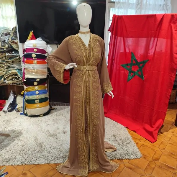 Nieuwe gevoerde Marokkaanse kaftan — photo 11