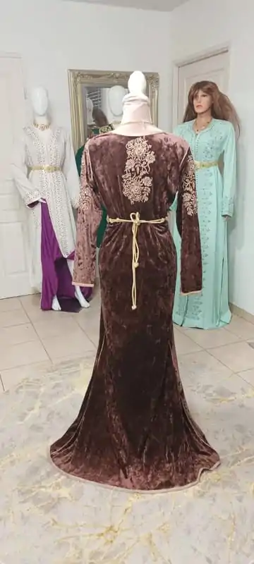 Caftan marocain d'occasion (9ftan une pièce) – Image 5