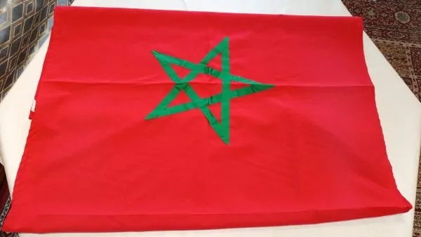 Marokkanische Flagge aus Premiumstoff – 1m x 1,5m — photo 3