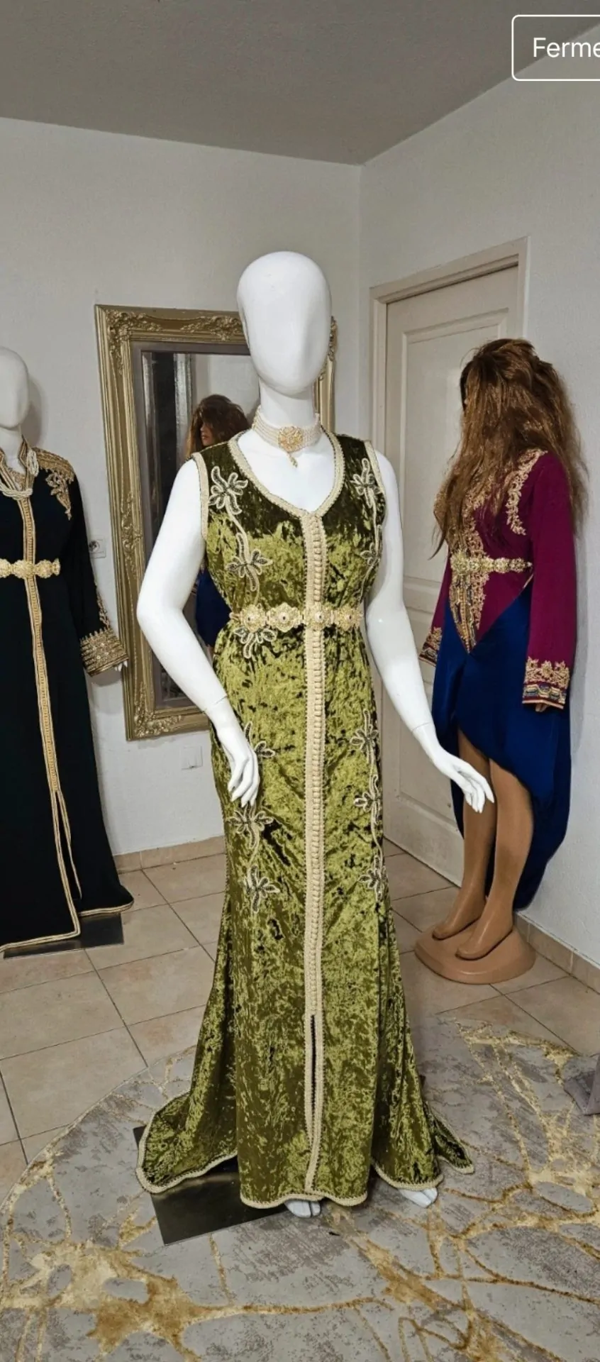 Caftan marocain une pièce d'occasion coupe sirène