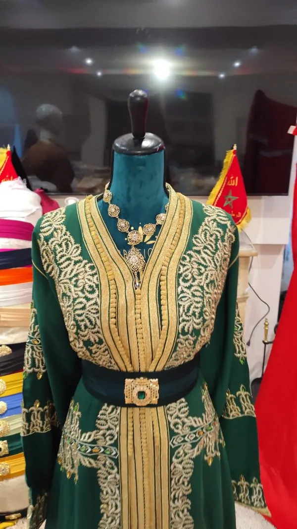 caftan marocain d occasion doublé — photo 6