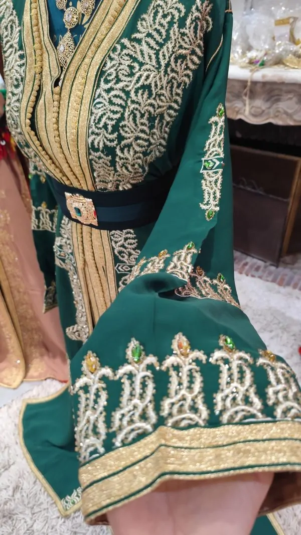 caftan marocain d occasion doublé — photo 8