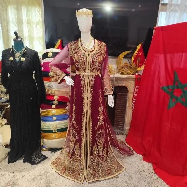 New Moroccan caftan with train — photo 5