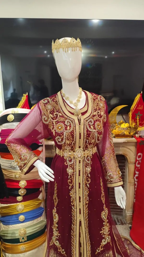 New Moroccan caftan with train — photo 10
