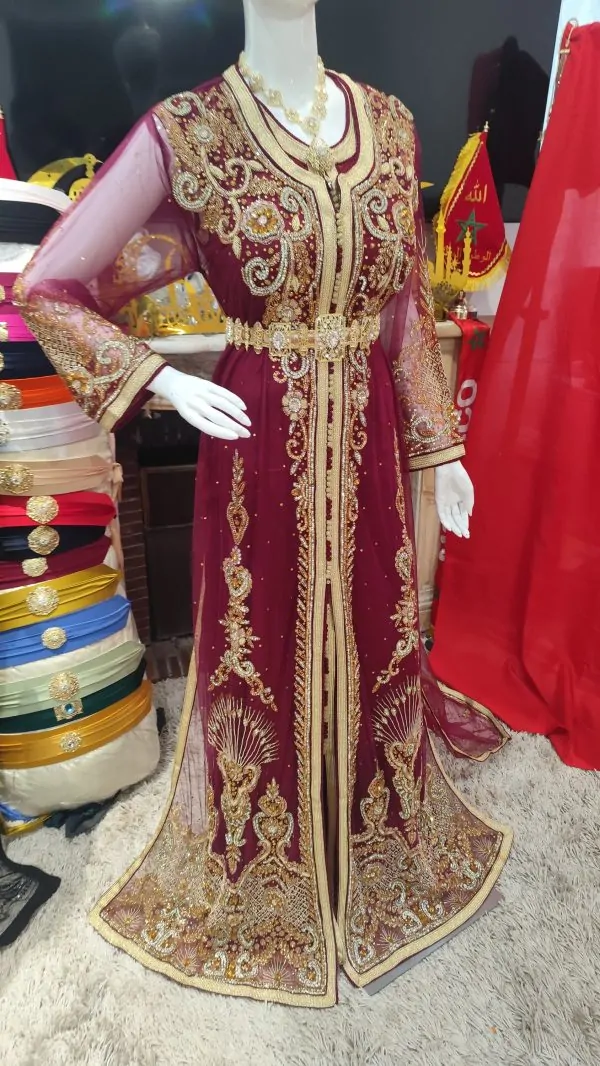 New Moroccan caftan with train — photo 7